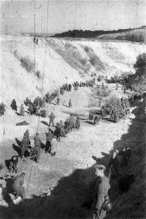 Babi-Yar Soviet POWs forced to labour burying bodies